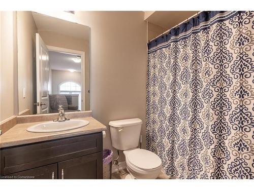 42 Oakhaven Place, Ancaster, ON - Indoor Photo Showing Bathroom