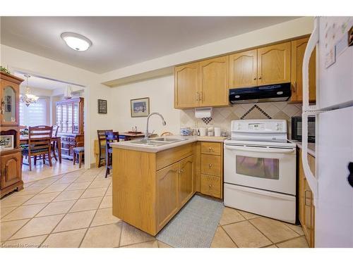 180 Dicenzo Drive, Hamilton, ON - Indoor Photo Showing Kitchen With Double Sink