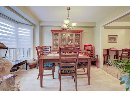 180 Dicenzo Drive, Hamilton, ON - Indoor Photo Showing Dining Room