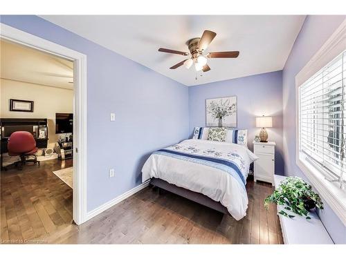 4 Martin Street, Thorold, ON - Indoor Photo Showing Bedroom