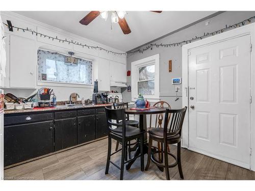 65 State Street, Welland, ON - Indoor Photo Showing Dining Room