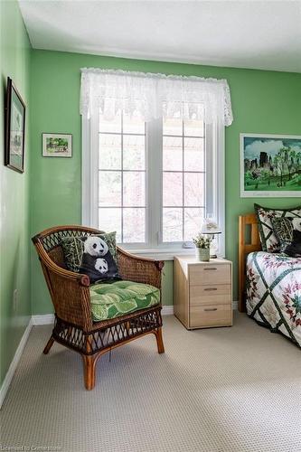 10 Valleydale Court, Hamilton, ON - Indoor Photo Showing Bedroom