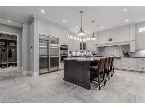 878 Shadeland Avenue, Burlington, ON - Indoor Photo Showing Kitchen With Upgraded Kitchen