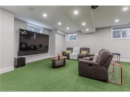 878 Shadeland Avenue, Burlington, ON - Indoor Photo Showing Basement