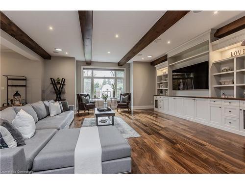 878 Shadeland Avenue, Burlington, ON - Indoor Photo Showing Living Room