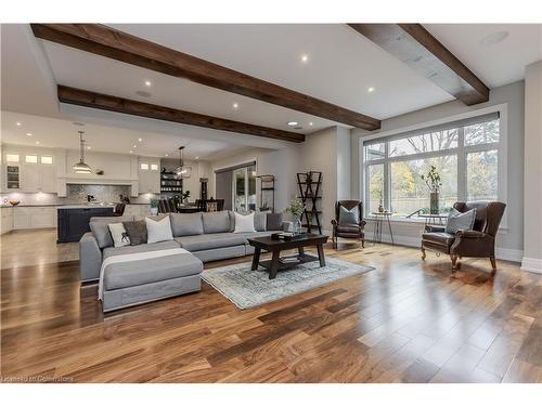 878 Shadeland Avenue, Burlington, ON - Indoor Photo Showing Living Room