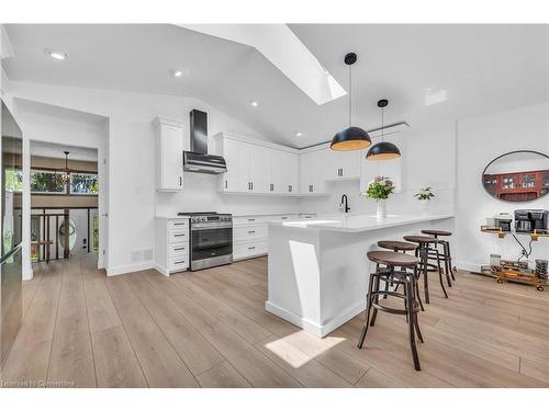 486 Winniett Street, Caledonia, ON - Indoor Photo Showing Kitchen With Upgraded Kitchen