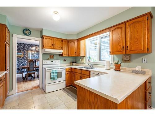 2611 Trinity Church Road, Binbrook, ON - Indoor Photo Showing Kitchen With Double Sink