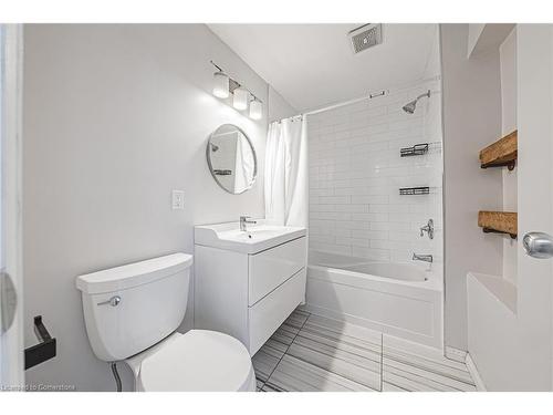 189 Crockett Street, Hamilton, ON - Indoor Photo Showing Bathroom