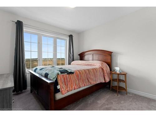 119 Brigham Avenue, Binbrook, ON - Indoor Photo Showing Bedroom