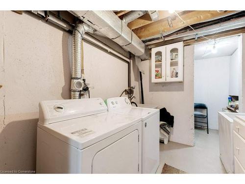 41-2301 Cavendish Drive, Burlington, ON - Indoor Photo Showing Laundry Room