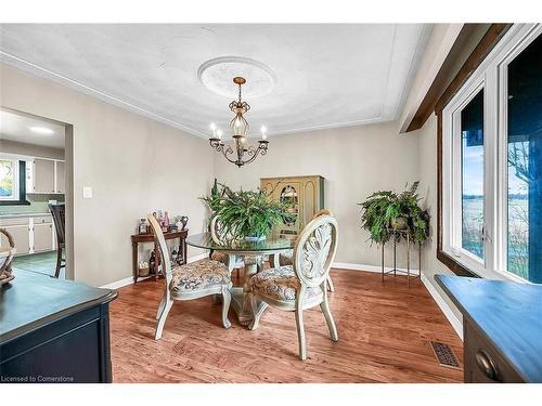 3173 Young Road, Caledonia, ON - Indoor Photo Showing Dining Room