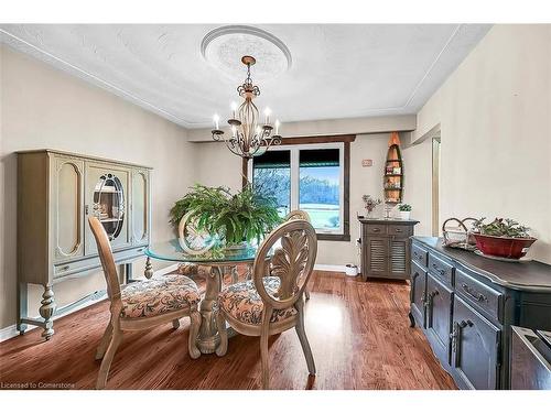 3173 Young Road, Caledonia, ON - Indoor Photo Showing Dining Room