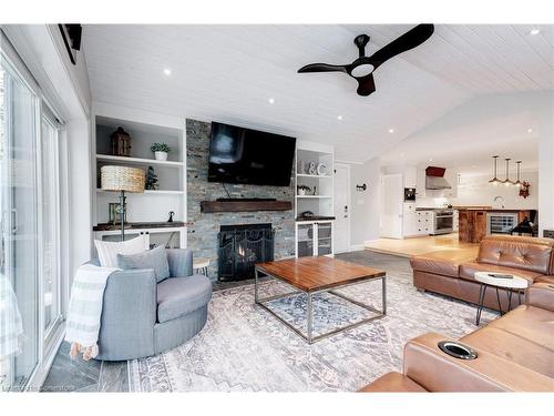 775 Falcon Boulevard, Burlington, ON - Indoor Photo Showing Living Room With Fireplace