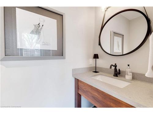 775 Falcon Boulevard, Burlington, ON - Indoor Photo Showing Bathroom