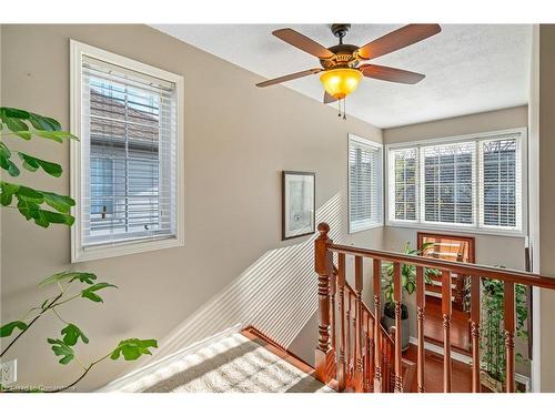 28 Elderberry Avenue, Grimsby, ON - Indoor Photo Showing Other Room