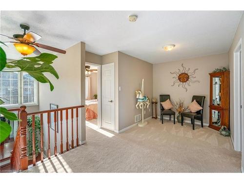 28 Elderberry Avenue, Grimsby, ON - Indoor Photo Showing Other Room