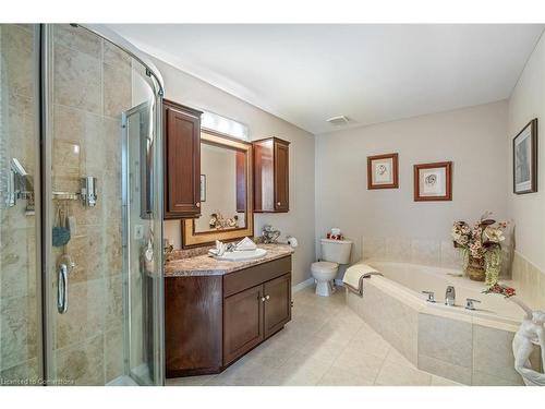 28 Elderberry Avenue, Grimsby, ON - Indoor Photo Showing Bathroom