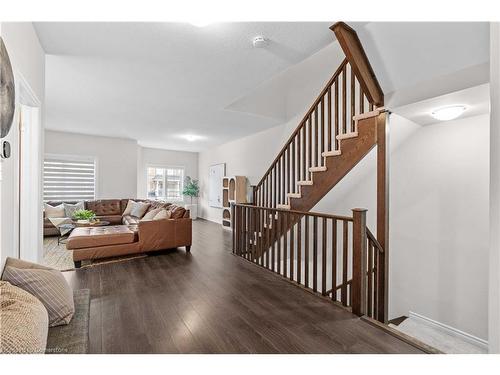 7 Savage Drive, Waterdown, ON - Indoor Photo Showing Other Room