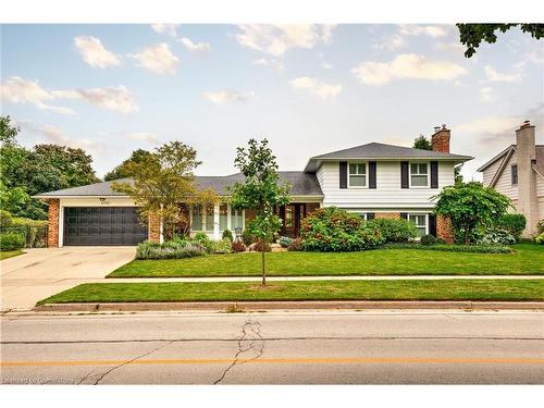 4190 Spruce Avenue, Burlington, ON - Outdoor With Facade