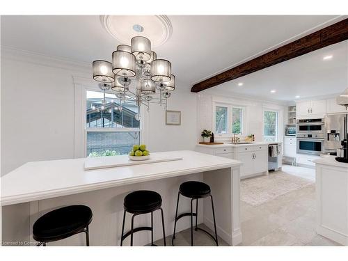 4190 Spruce Avenue, Burlington, ON - Indoor Photo Showing Kitchen