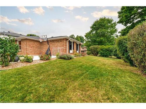 4190 Spruce Avenue, Burlington, ON - Outdoor