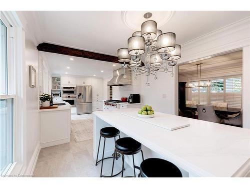 4190 Spruce Avenue, Burlington, ON - Indoor Photo Showing Kitchen