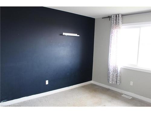 250 Nashville Circle, Hamilton, ON - Indoor Photo Showing Other Room