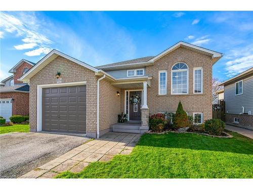 4034 Barry Drive, Lincoln, ON - Outdoor With Facade