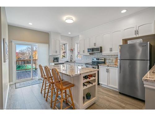 4034 Barry Drive, Lincoln, ON - Indoor Photo Showing Other Room