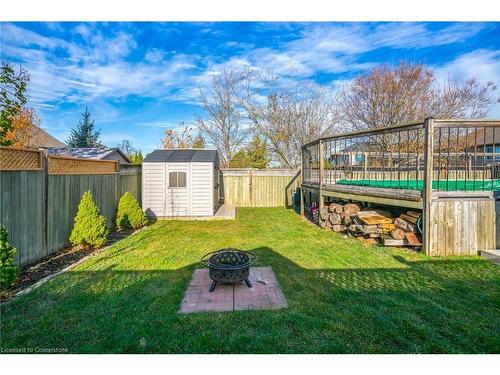 4034 Barry Drive, Lincoln, ON - Outdoor With Backyard