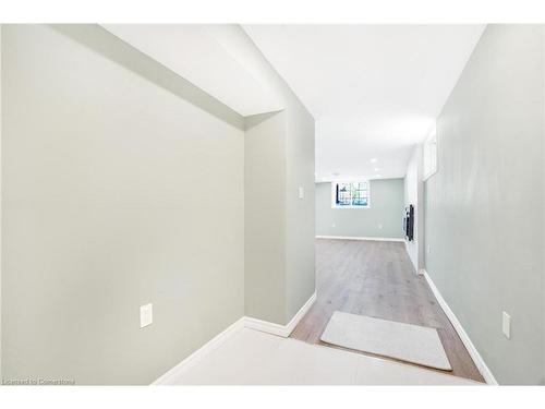 150 Bonaventure Drive, Hamilton, ON - Indoor Photo Showing Other Room