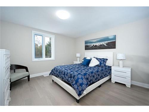 75 Randall Avenue, Hamilton, ON - Indoor Photo Showing Bedroom