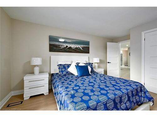 75 Randall Avenue, Hamilton, ON - Indoor Photo Showing Bedroom