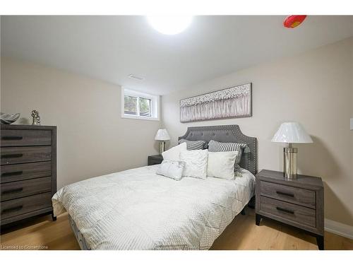 75 Randall Avenue, Hamilton, ON - Indoor Photo Showing Bedroom