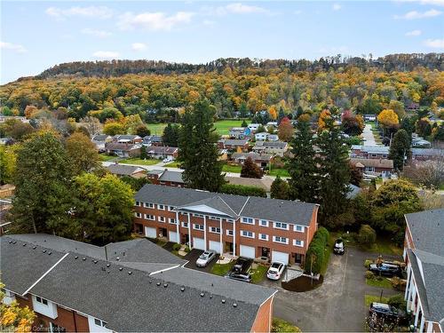 16-91 Livingston Avenue, Grimsby, ON - Outdoor With Balcony