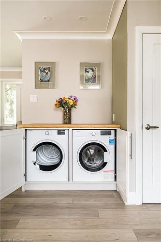 567 Kingswood Place, Burlington, ON - Indoor Photo Showing Laundry Room