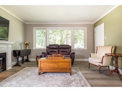 567 Kingswood Place, Burlington, ON - Indoor Photo Showing Living Room With Fireplace