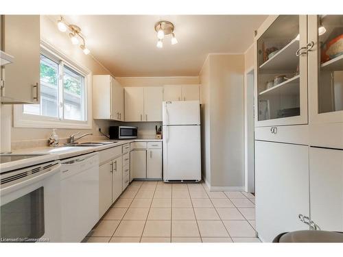 294 Parkside Drive, Hamilton, ON - Indoor Photo Showing Kitchen With Double Sink