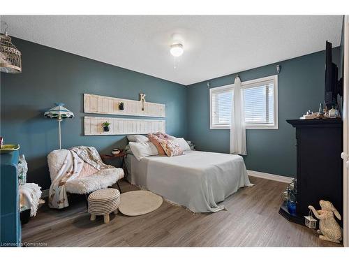 11 Miranda Court, Welland, ON - Indoor Photo Showing Bedroom