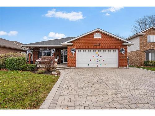 11 Miranda Court, Welland, ON - Outdoor With Facade