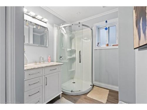 11 Miranda Court, Welland, ON - Indoor Photo Showing Bathroom