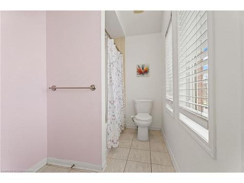 961 Mctrach Crescent, Milton, ON - Indoor Photo Showing Bathroom