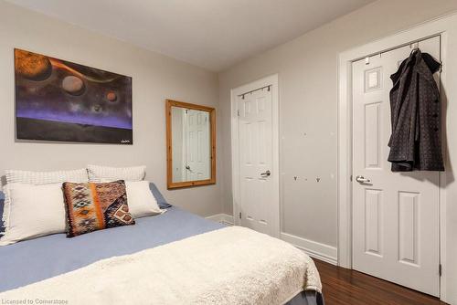 8-9 Rockwood Place, Hamilton, ON - Indoor Photo Showing Bedroom