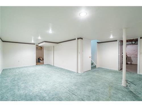 345 Silverbirch Boulevard, Mount Hope, ON - Indoor Photo Showing Basement