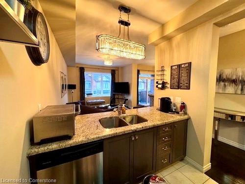 15 Farley Lane, Ancaster, ON - Indoor Photo Showing Kitchen With Double Sink