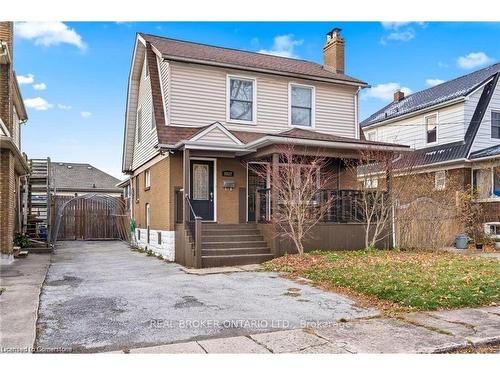 5317 Third Avenue, Niagara Falls, ON - Outdoor