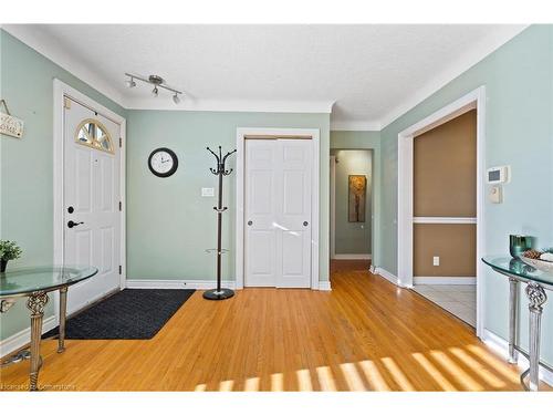 3 Broadmore Avenue, St. Catharines, ON - Indoor Photo Showing Other Room