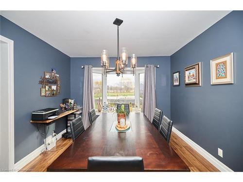 904 Robinson Road, Dunnville, ON - Indoor Photo Showing Dining Room