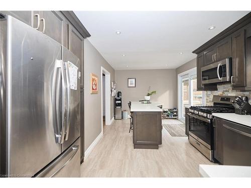 904 Robinson Road, Dunnville, ON - Indoor Photo Showing Kitchen